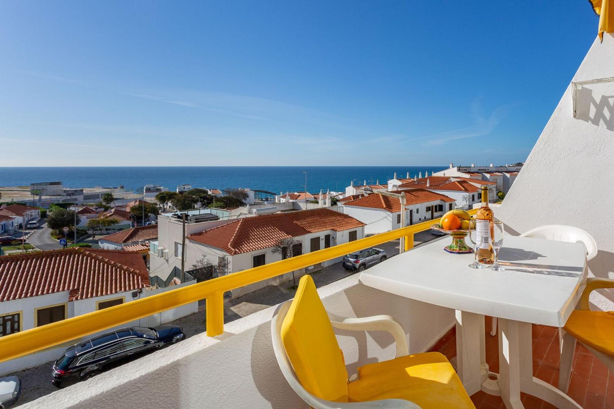 Typical T2 In Albufeira W/ Balcony By Lovelystay Luaran gambar